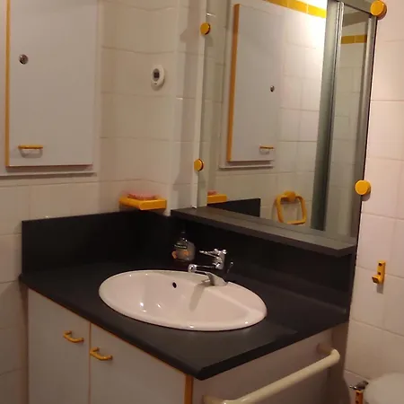 Rénové Cosy Au Centre De - Fr-1-814-119 Appartement *