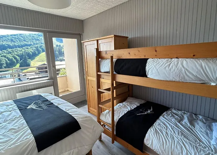 Rénové Cosy Au Centre De - Fr-1-814-119 * Super-Besse